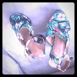 Floral summer heels
